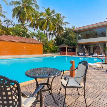 Treat Beach Resort Bordi Екстериор снимка